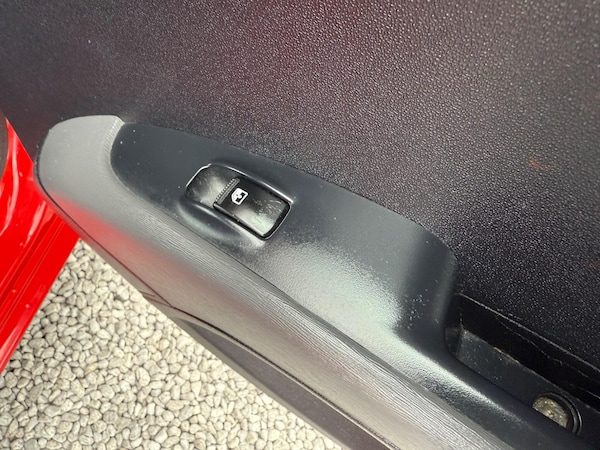 Used Hyundai i10 2010 for sale - 76295956: Photo 26