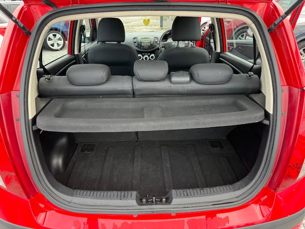 Used Hyundai i10 2010 for sale - 76295956: Photo 41
