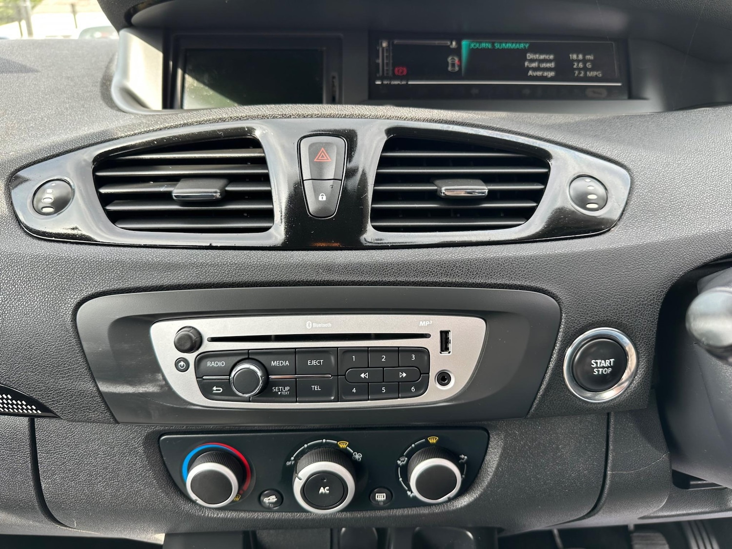 Used Renault Scenic 2013 for sale - 76314812: Photo 14