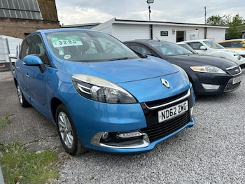 2013 (62) - 1.6 VVT Dynamique TomTom MPV 5dr Petrol Manual Euro 5 (110 ps)