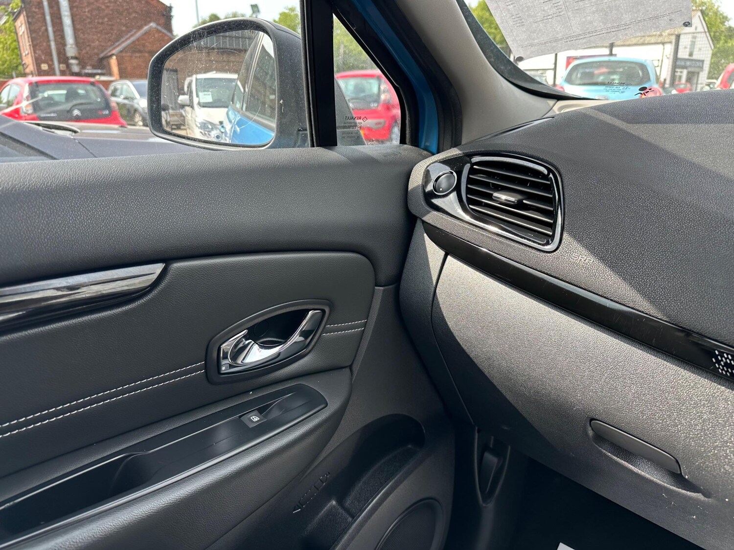 Used Renault Scenic 2013 for sale - 76314812: Photo 22