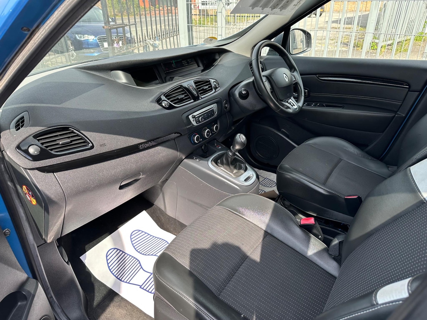 Used Renault Scenic 2013 for sale - 76314812: Photo 8