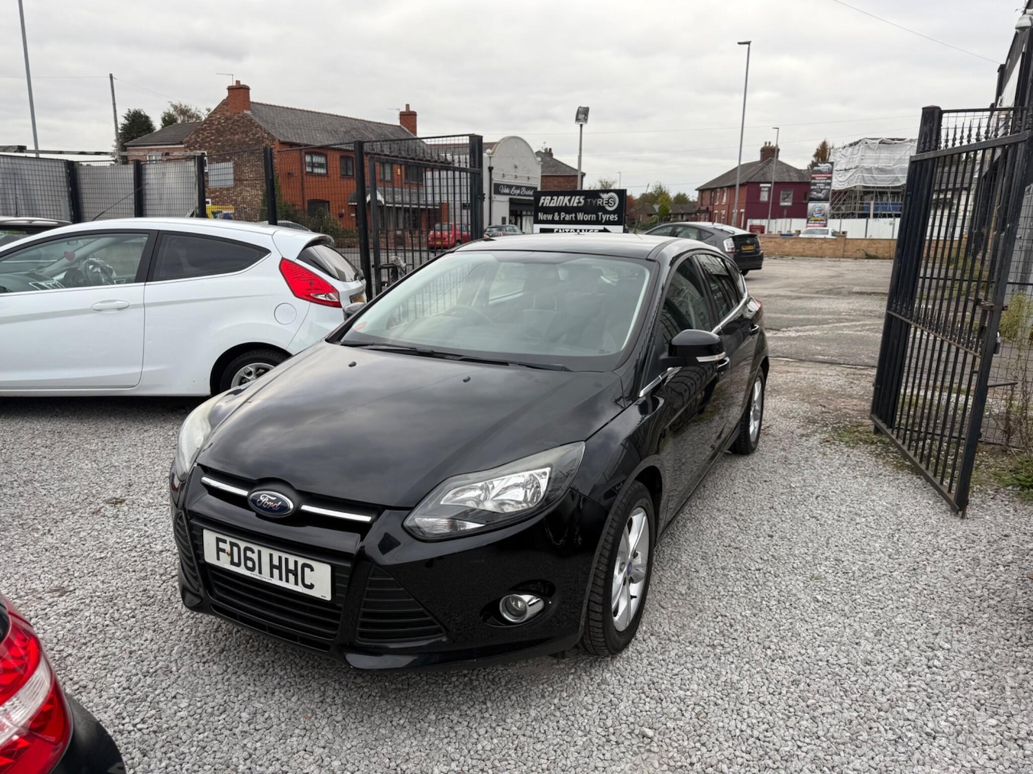 Used Ford Focus for sale - 76996804: Photo 2