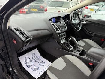 Used Ford Focus 2011 for sale - 76996804: Photo