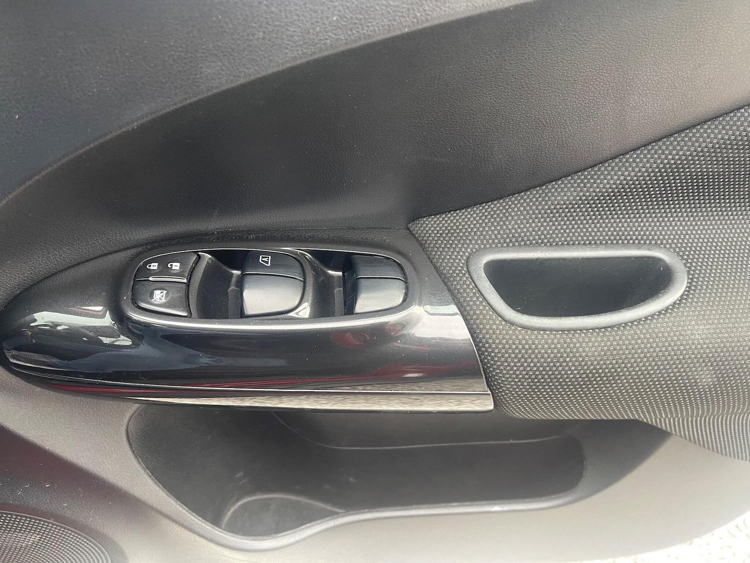 Used Nissan Juke 2015 for sale - 76138635: Photo 27