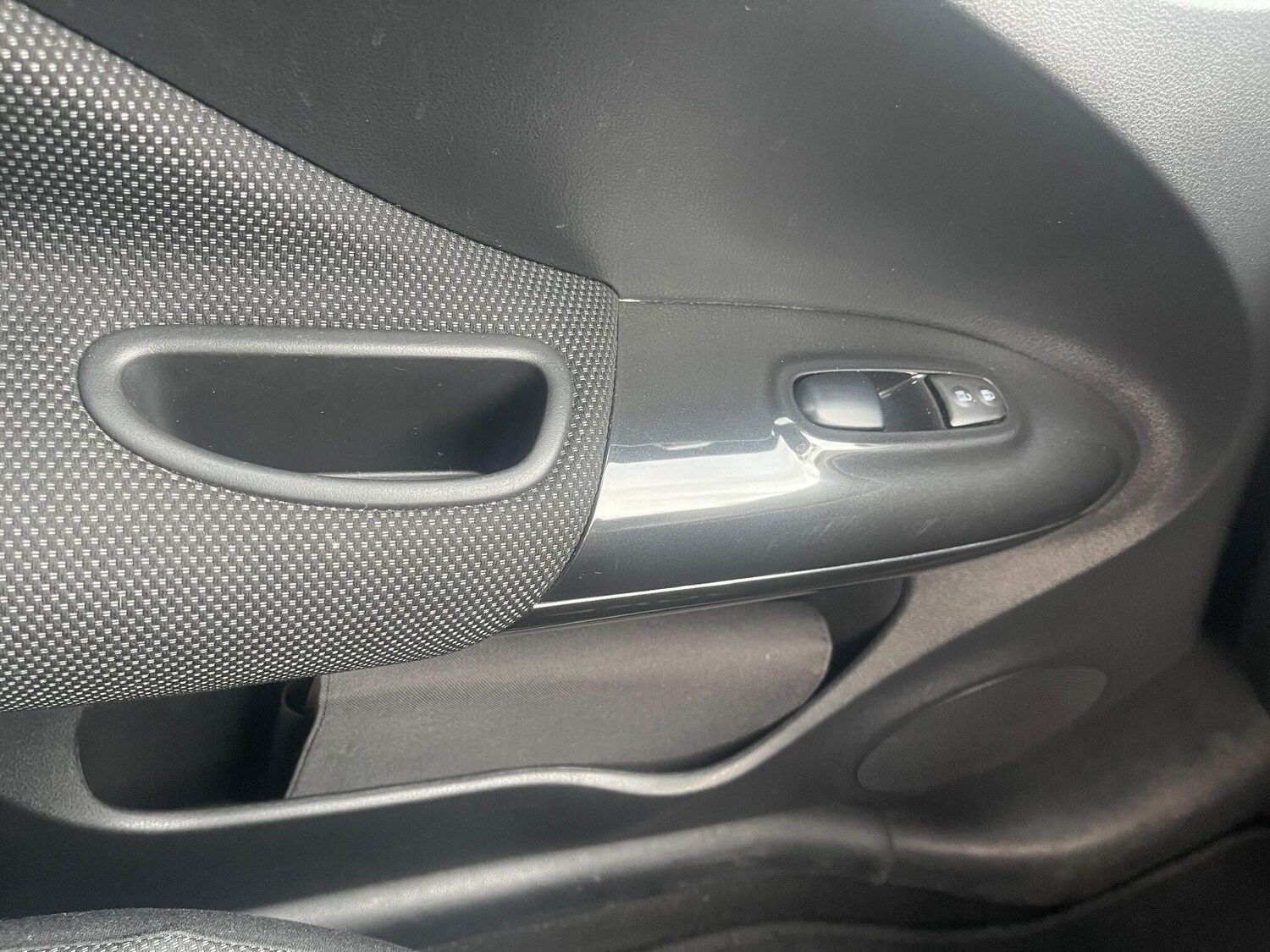 Used Nissan Juke 2015 for sale - 76138635: Photo 28