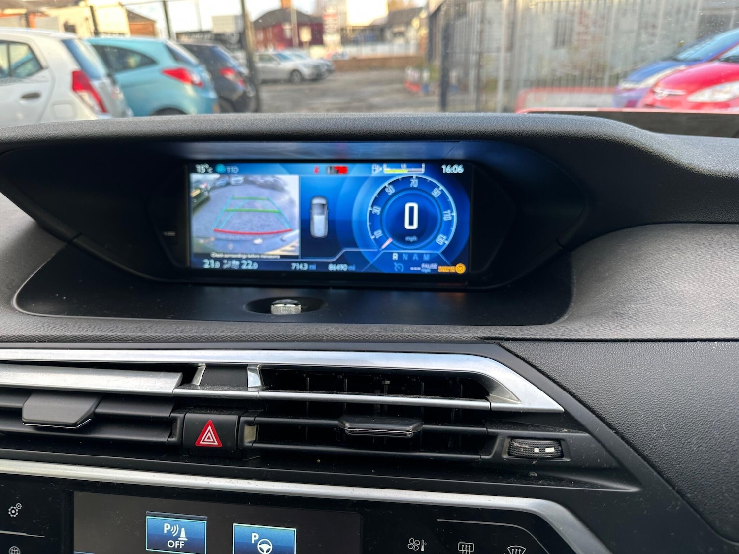 Used Citroen C4 Grand Picasso 2014 for sale - 76592825: Photo 10