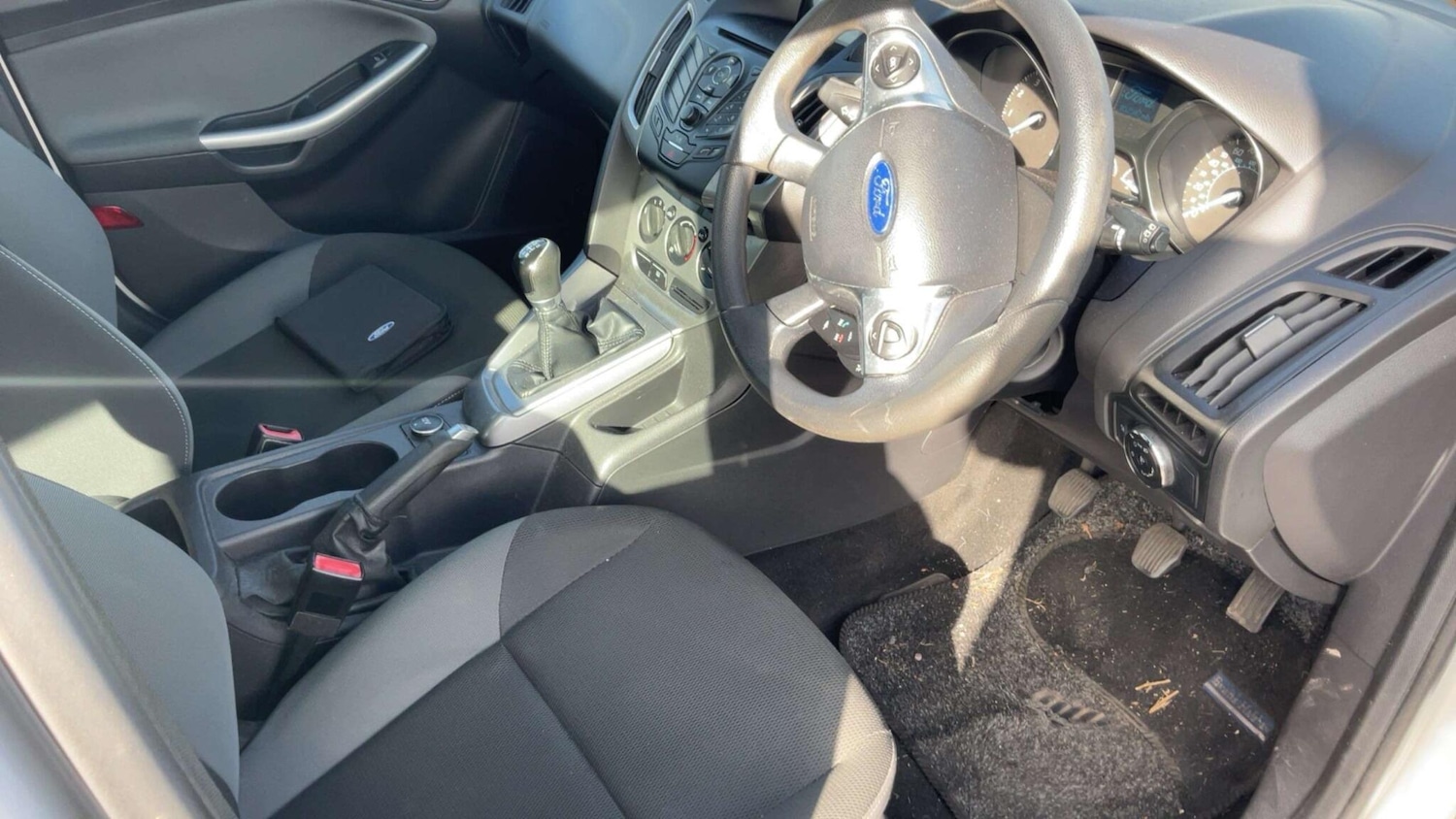 Used Ford Focus for sale - 77939920: Photo 3