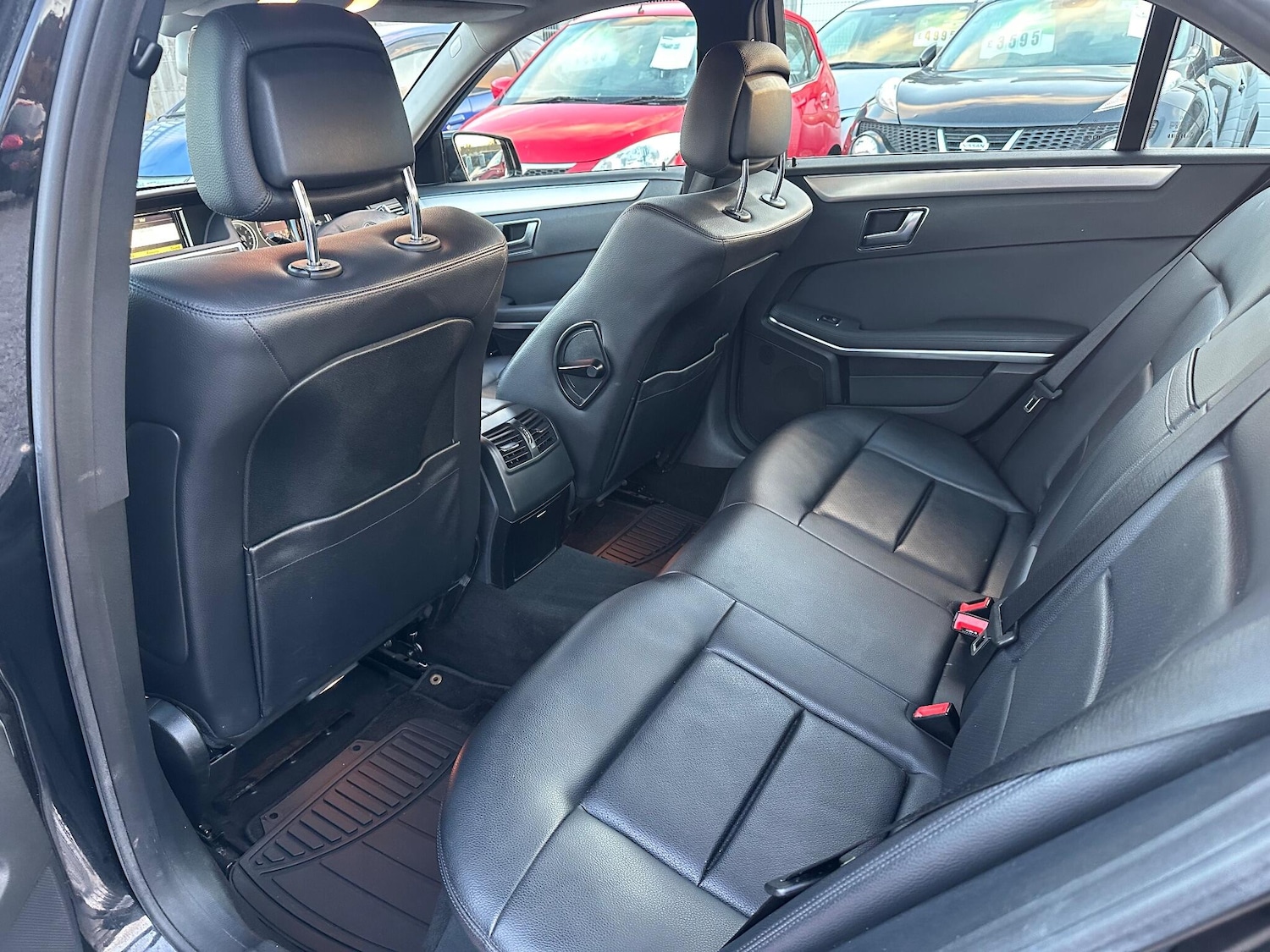 Used Mercedes-Benz E Class 2012 for sale - 76521548: Photo 13