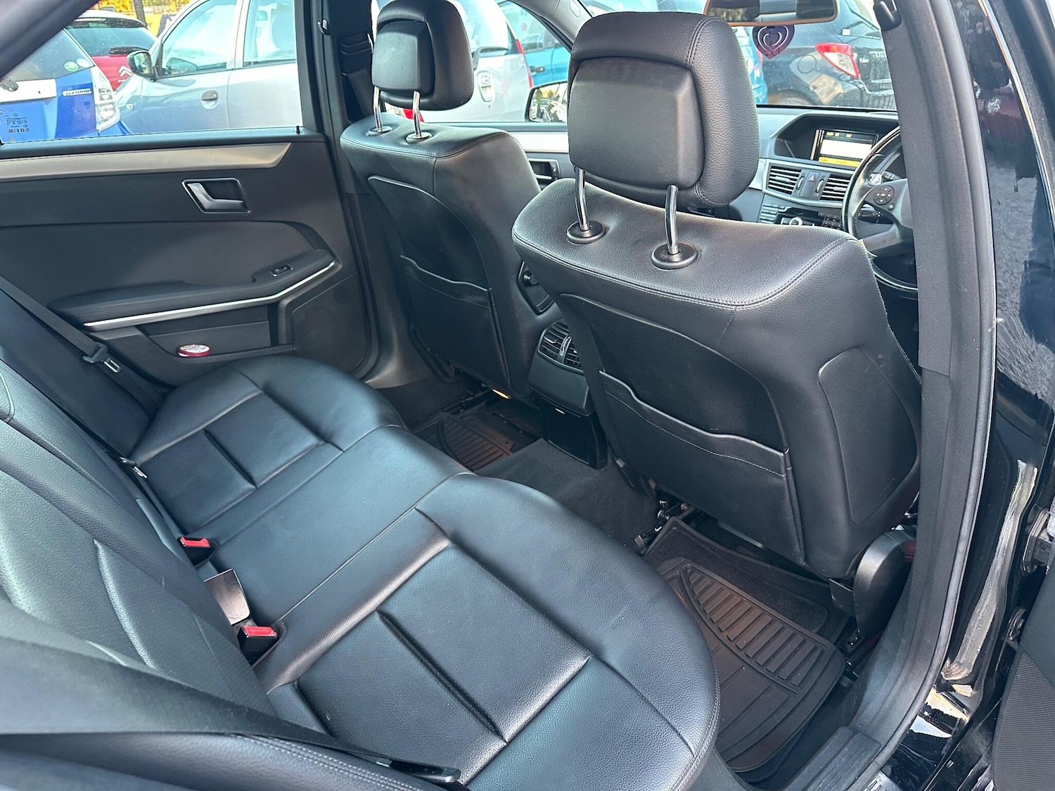 Used Mercedes-Benz E Class 2012 for sale - 76521548: Photo 15