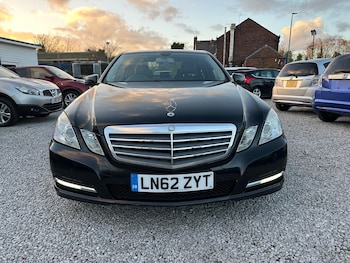 Used Mercedes-Benz E Class 2012 for sale - 76521548: Photo
