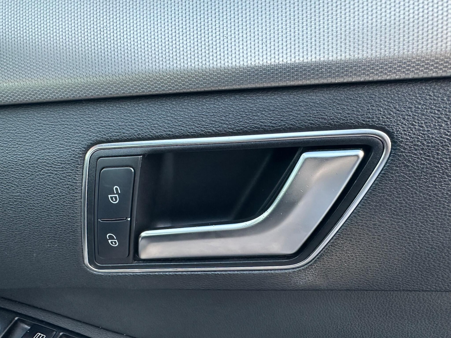 Used Mercedes-Benz E Class 2012 for sale - 76521548: Photo 30