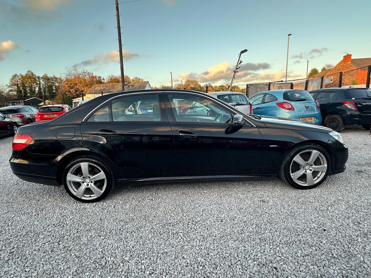 Used Mercedes-Benz E Class 2012 for sale - 76521548: Photo 4