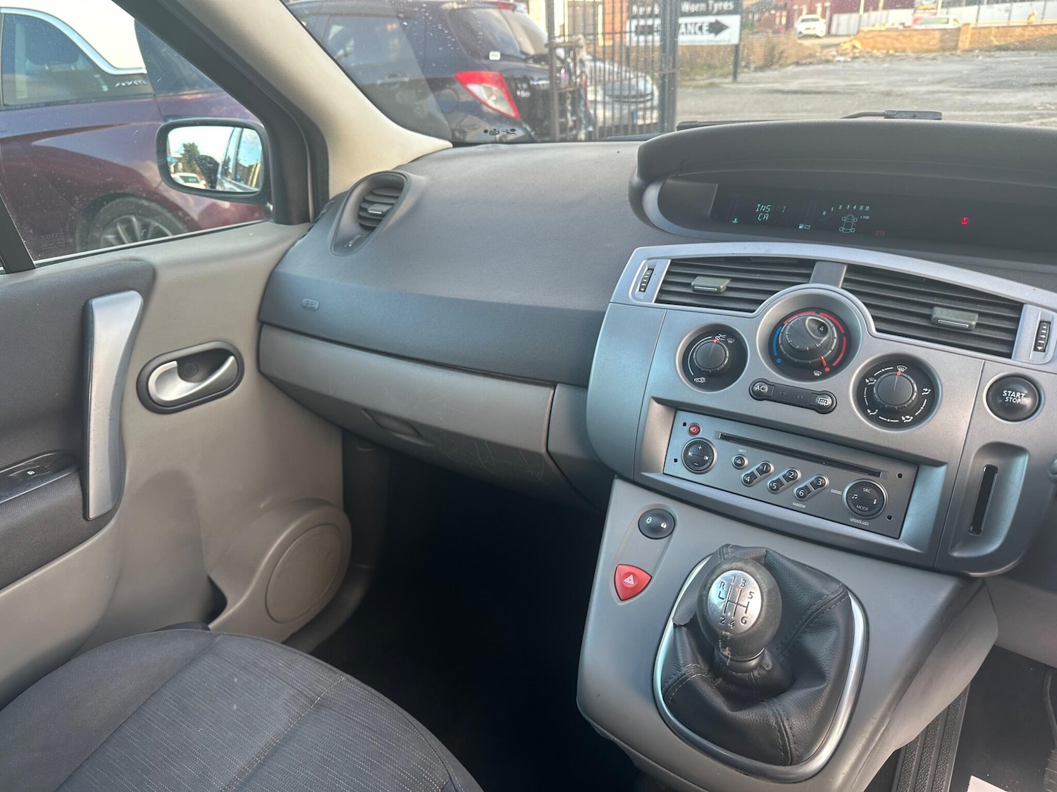 Used Renault Grand Scenic for sale - 78116614: Photo 10