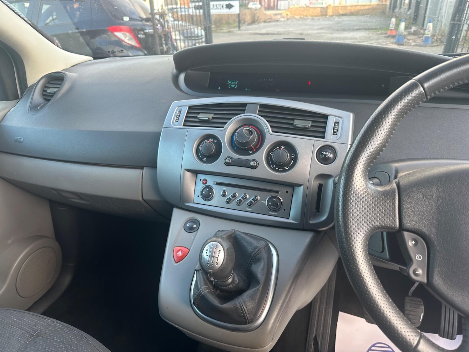 Used Renault Grand Scenic for sale - 78116614: Photo 11