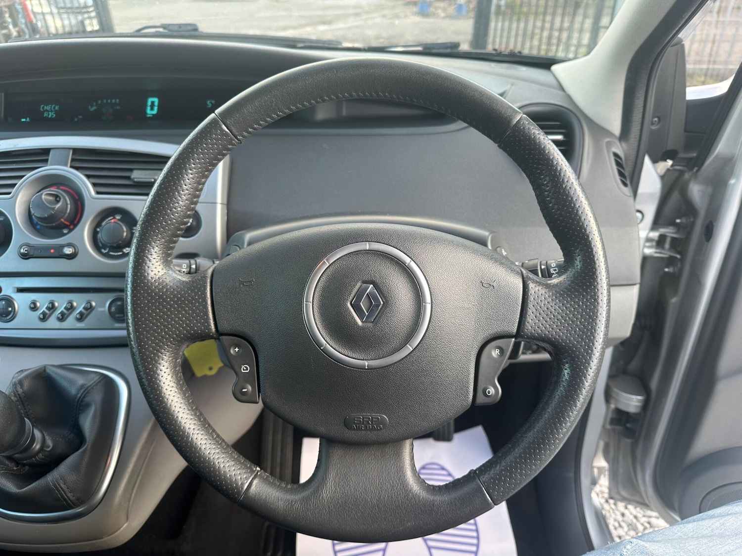 Used Renault Grand Scenic for sale - 78116614: Photo 33