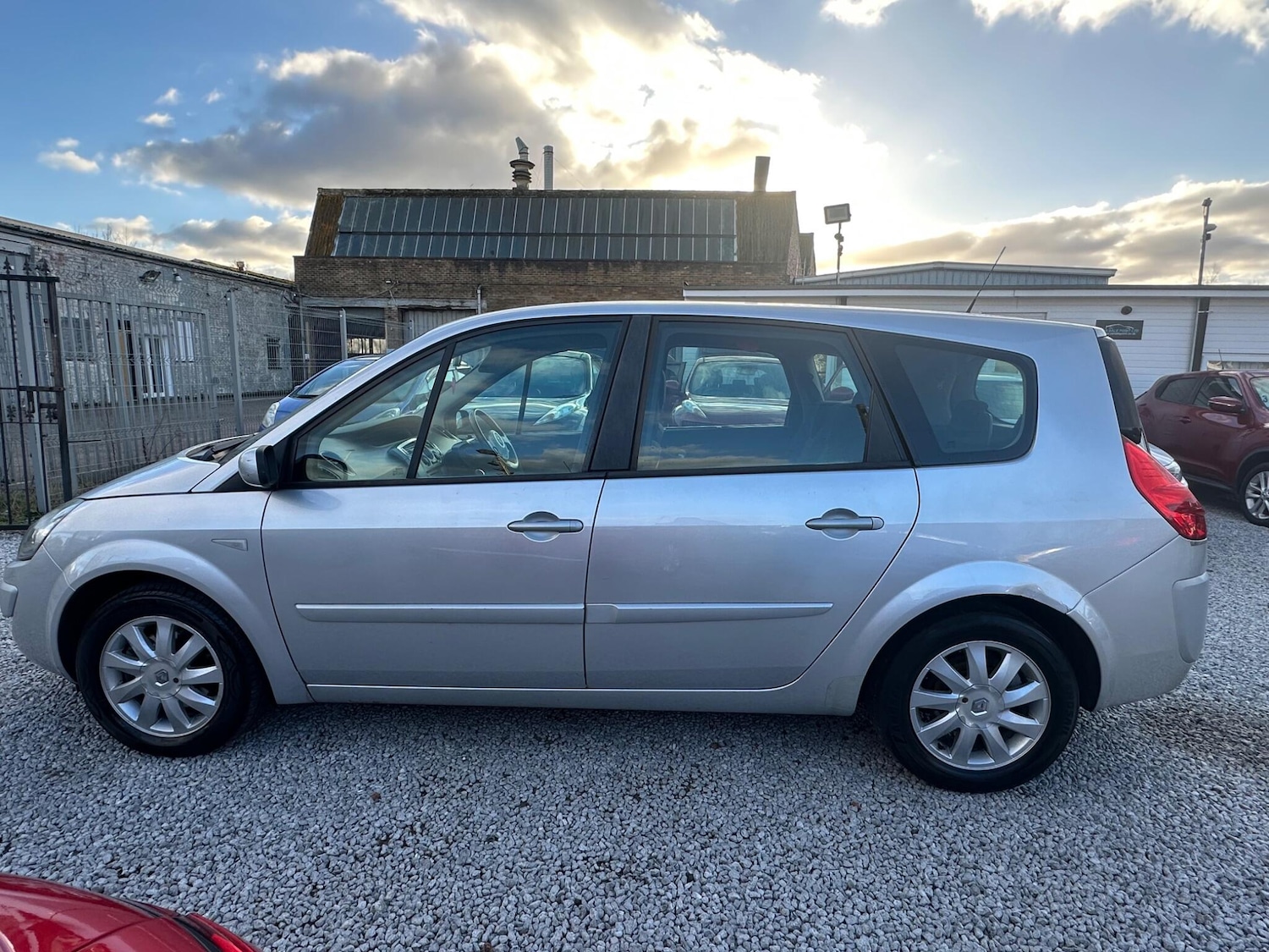 Used Renault Grand Scenic for sale - 78116614: Photo 6