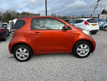Used Toyota IQ 2011 for sale - 79554546: Photo