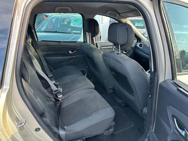 Used Renault Grand Scenic 2011 for sale - 75431660: Photo 14