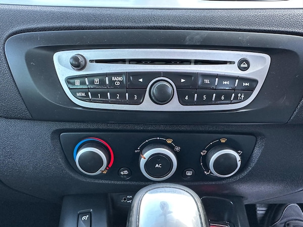 Used Renault Grand Scenic 2011 for sale - 75431660: Photo 18