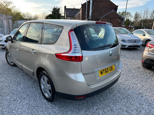 Used Renault Grand Scenic 2011 for sale - 75431660: Photo 4