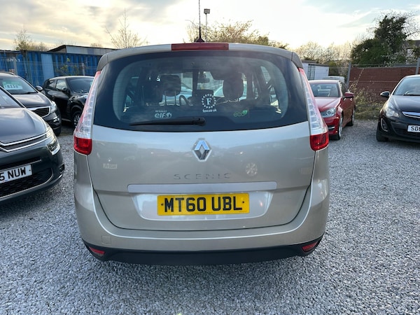Used Renault Grand Scenic 2011 for sale - 75431660: Photo 5