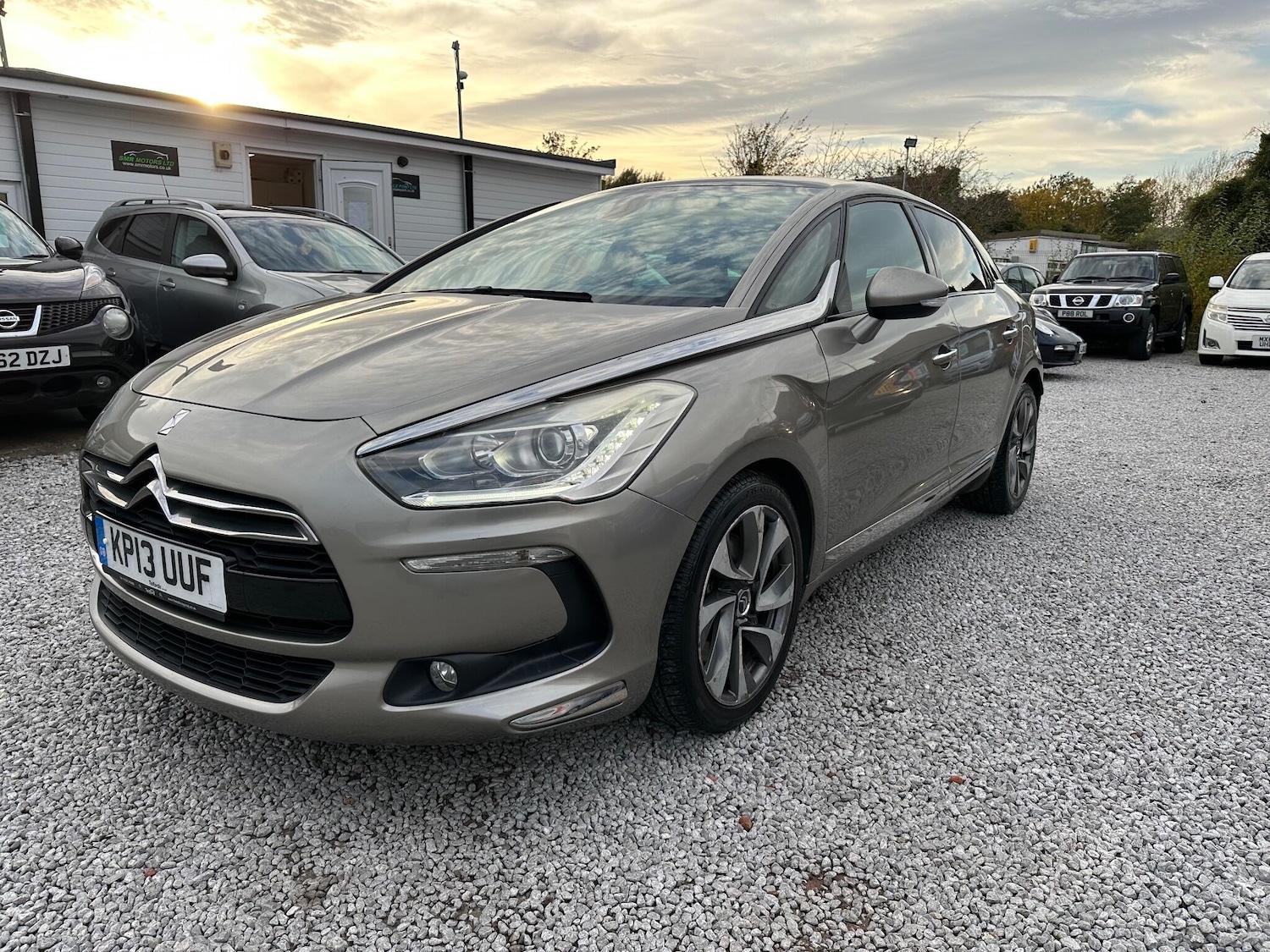 Used Citroen DS5 2013 for sale - 76993155: Photo 3