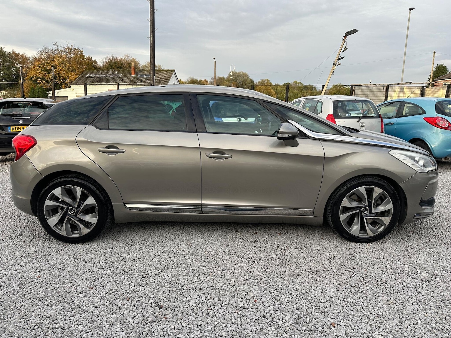 Used Citroen DS5 2013 for sale - 76993155: Photo 4