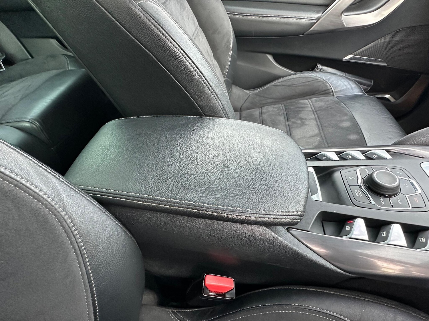 Used Citroen DS5 2013 for sale - 76993155: Photo 44