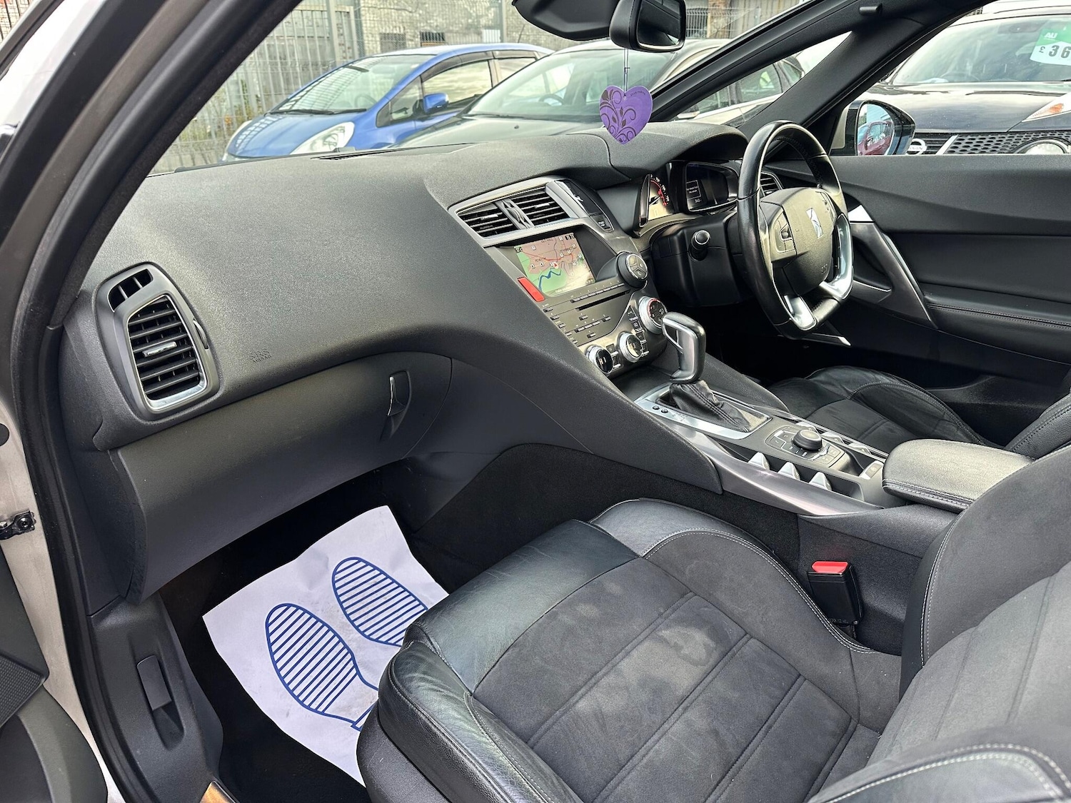 Used Citroen DS5 2013 for sale - 76993155: Photo 9