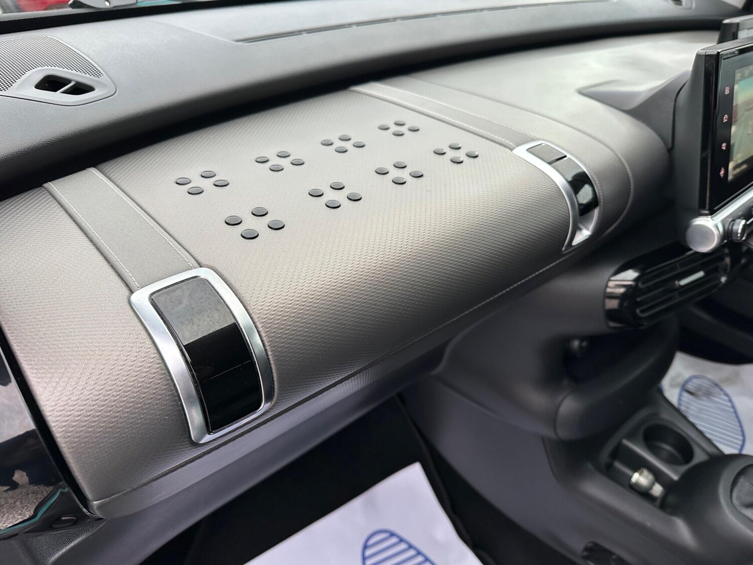 Used Citroen C4 Cactus 2015 for sale - 76976154: Photo 40