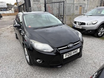 2011 (61) - 1.6 Zetec Hatchback 5dr Petrol Manual Euro 5 (125 ps)