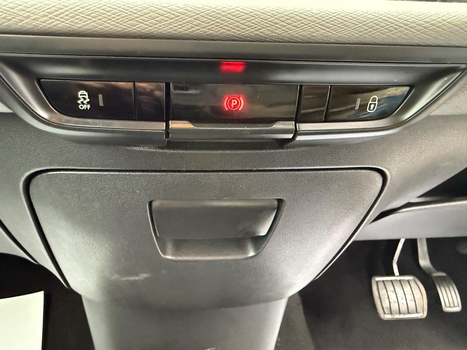Used Citroen C4 Grand Picasso 2014 for sale - 76137881: Photo 28