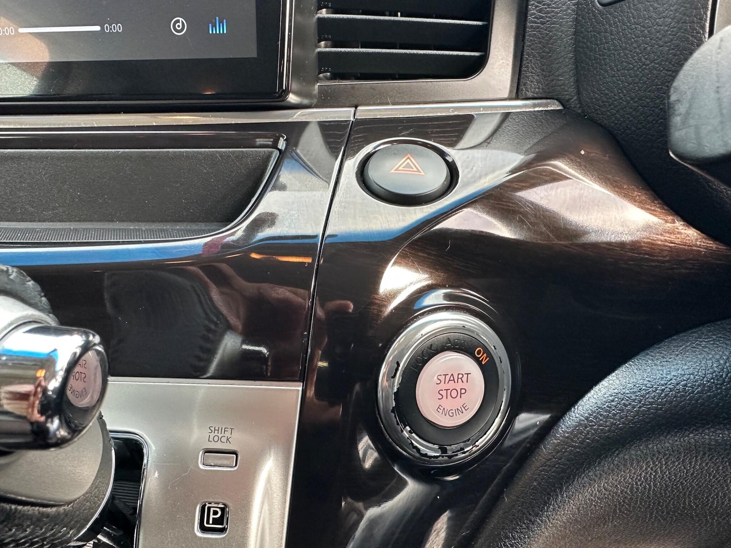 Used Nissan Elgrand 2023 for sale - 78034061: Photo 24