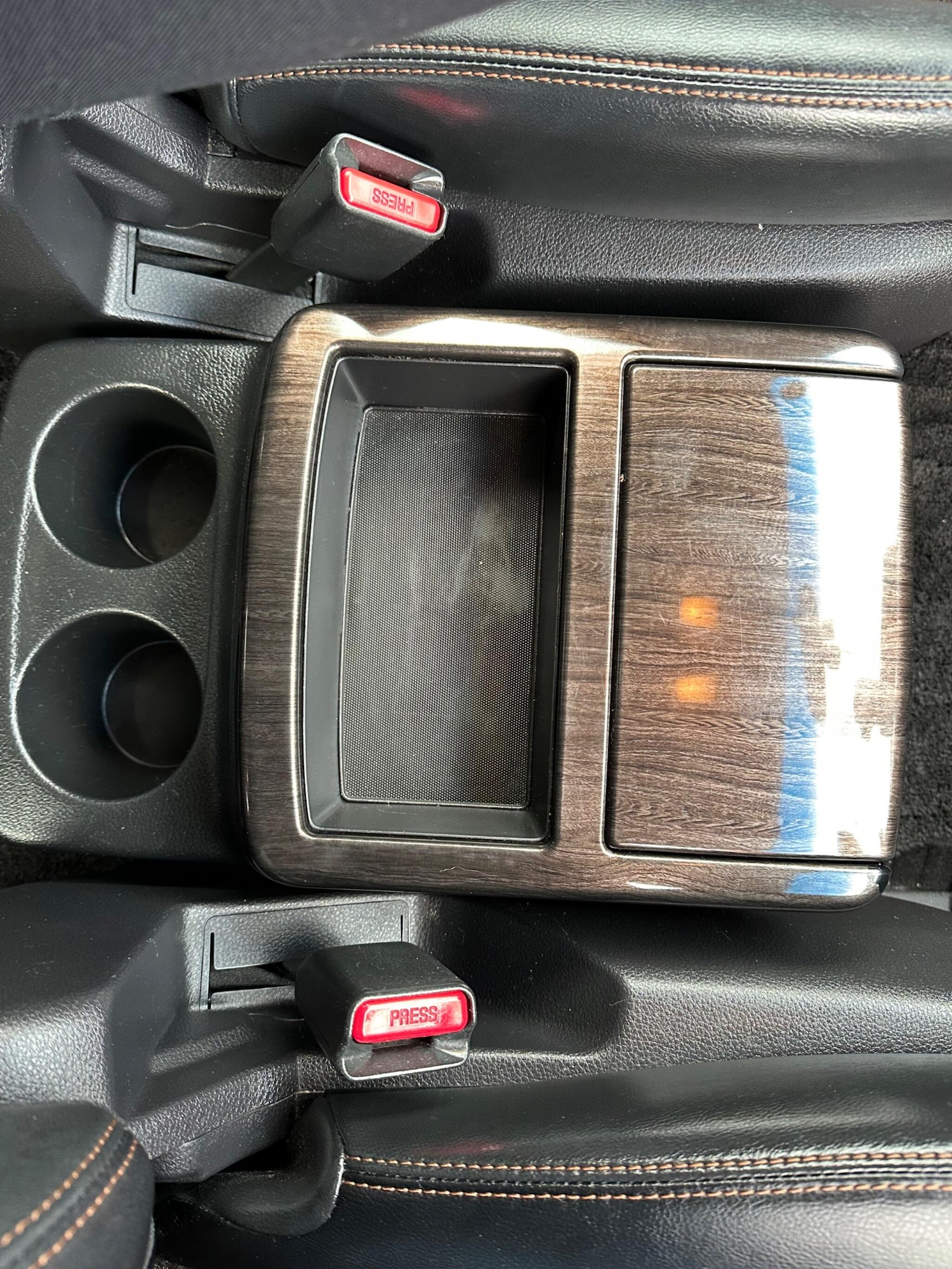 Used Nissan Elgrand 2023 for sale - 78034061: Photo 33