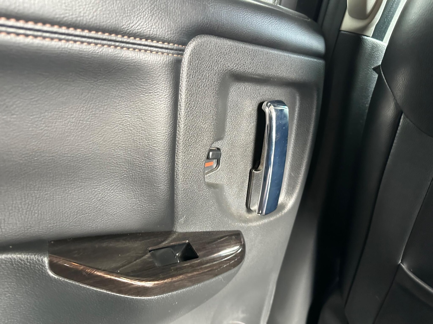 Used Nissan Elgrand 2023 for sale - 78034061: Photo 34