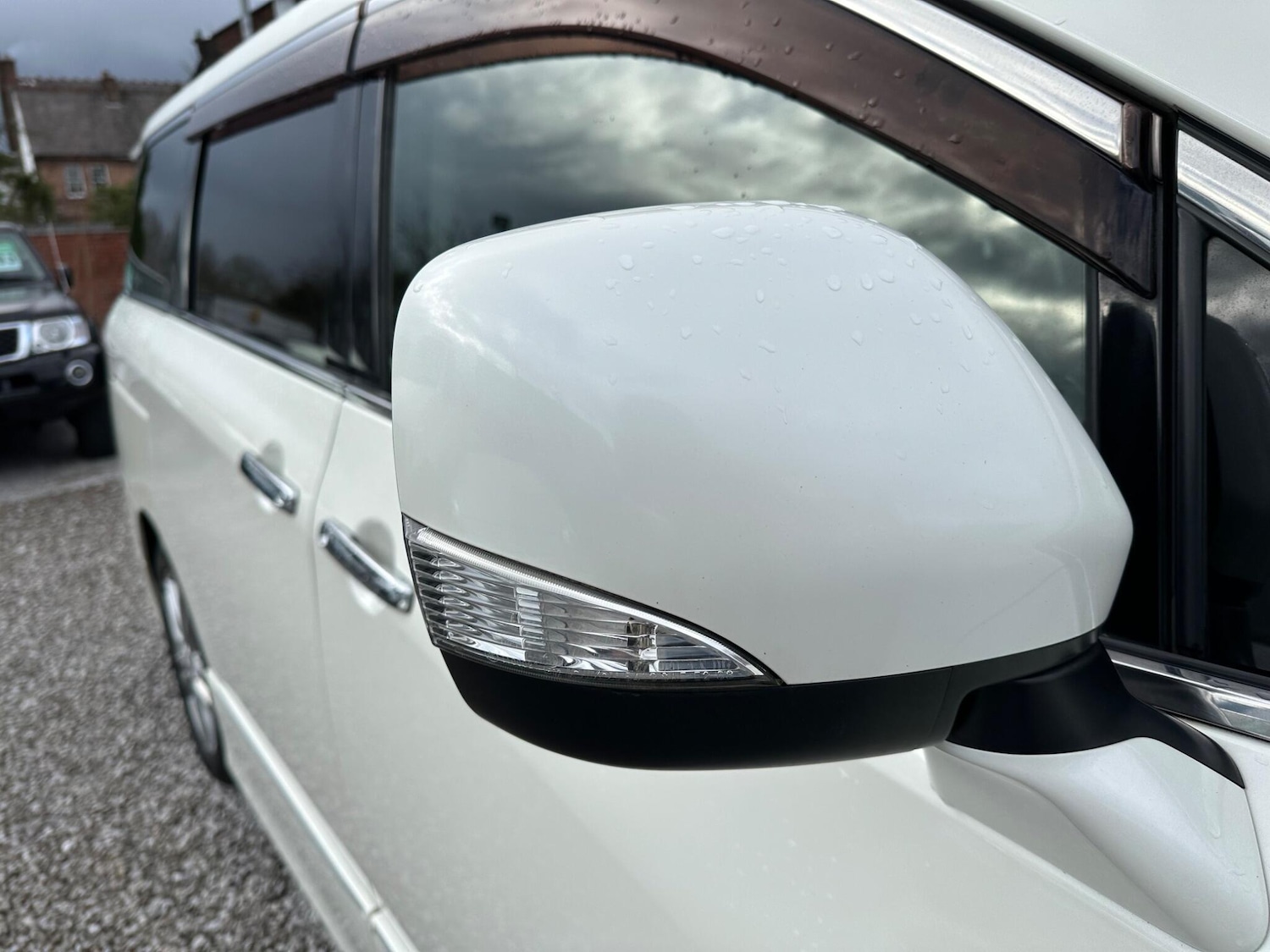 Used Nissan Elgrand 2023 for sale - 78034061: Photo 51