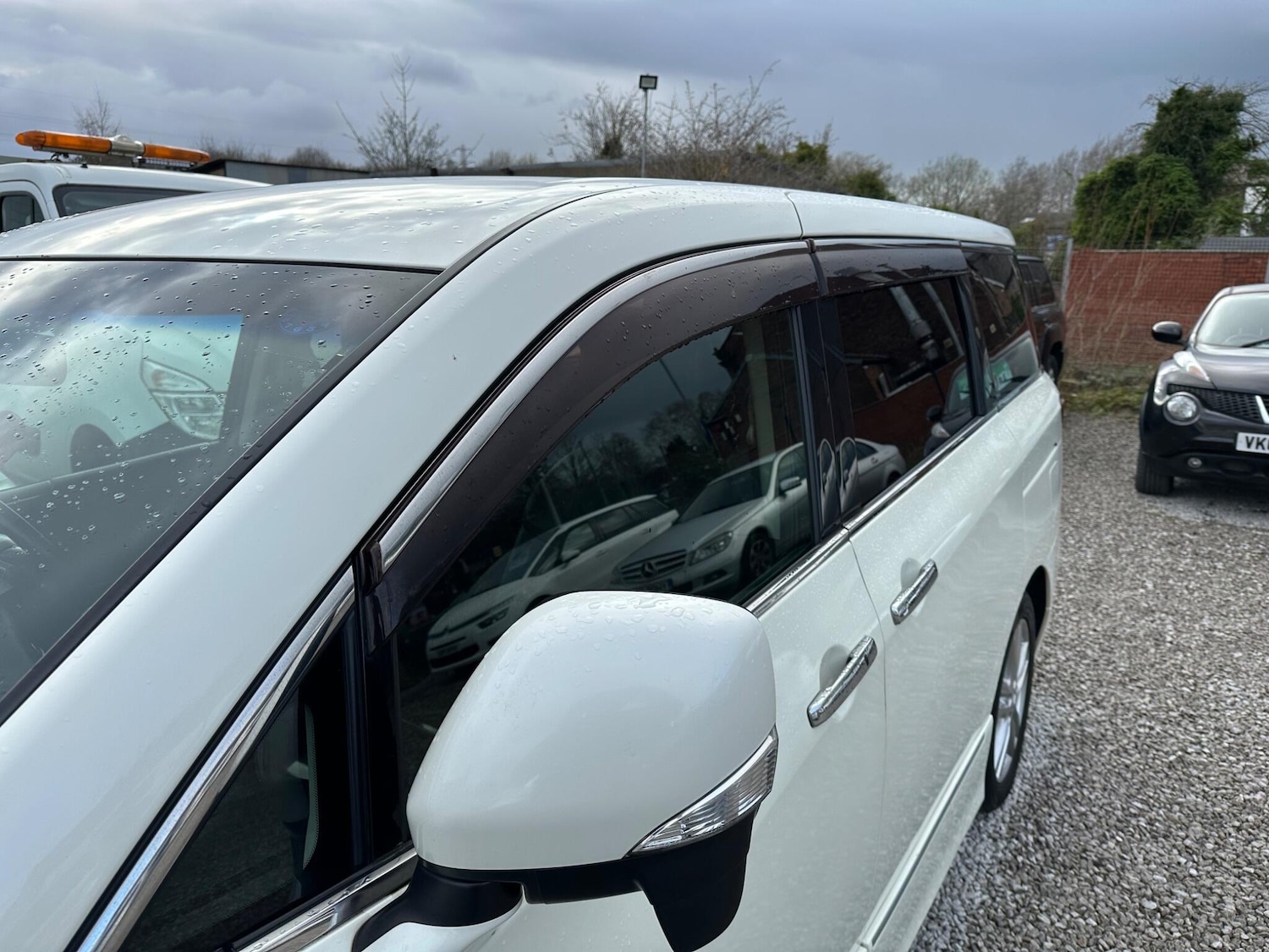 Used Nissan Elgrand 2023 for sale - 78034061: Photo 58