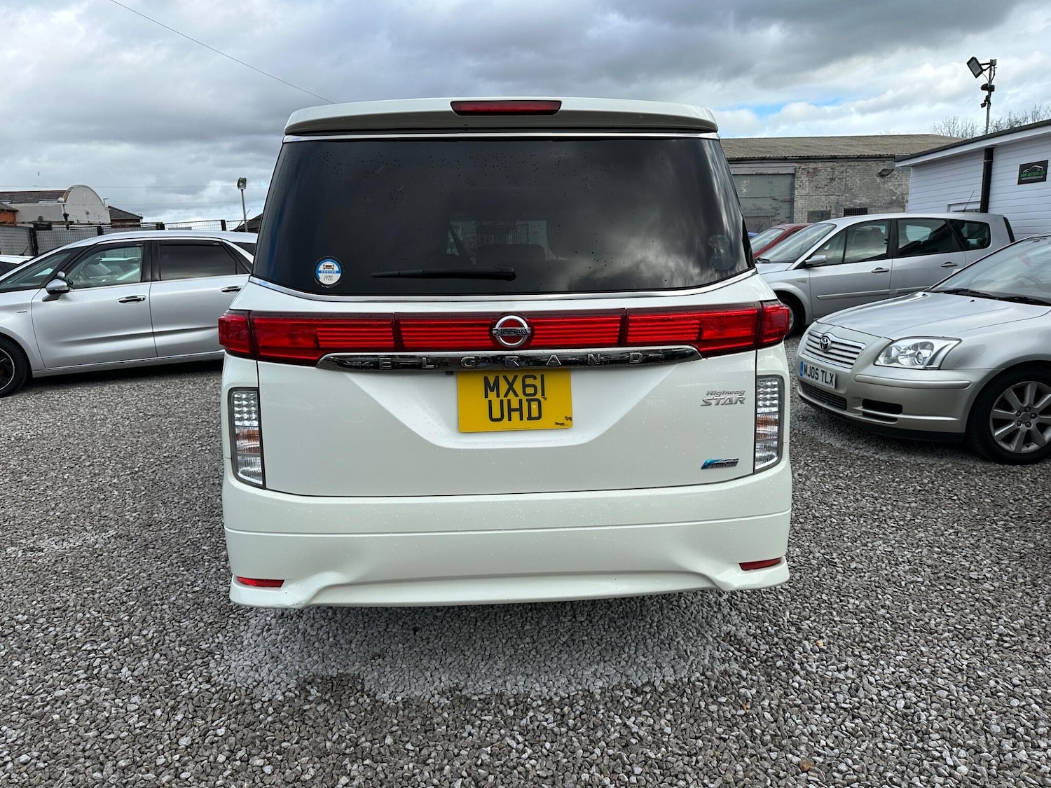 Used Nissan Elgrand 2023 for sale - 78034061: Photo 6