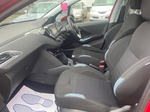 Used Peugeot 208 2013 for sale - 76136528: Photo 11