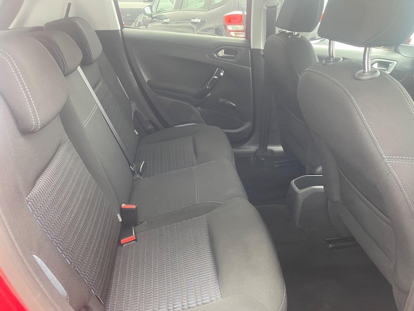 Used Peugeot 208 2013 for sale - 76136528: Photo 13