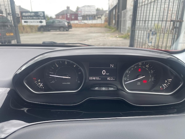 Used Peugeot 208 2013 for sale - 76136528: Photo 26