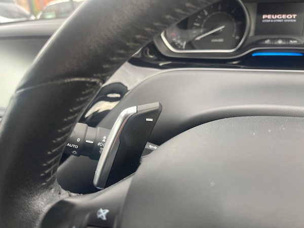 Used Peugeot 208 2013 for sale - 76136528: Photo 27