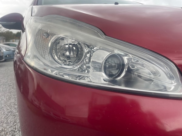 Used Peugeot 208 2013 for sale - 76136528: Photo 42