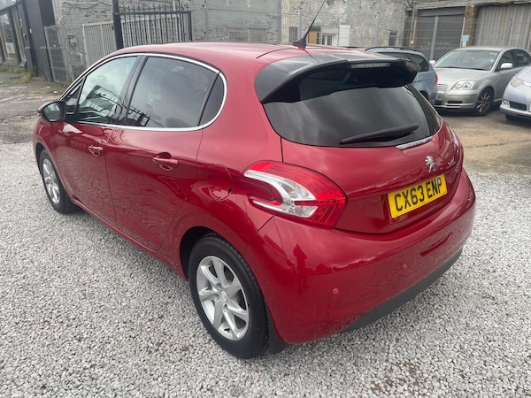 Used Peugeot 208 2013 for sale - 76136528: Photo 4