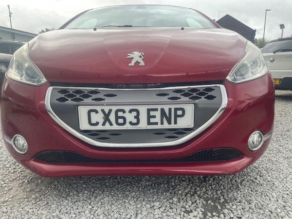 Used Peugeot 208 2013 for sale - 76136528: Photo 5