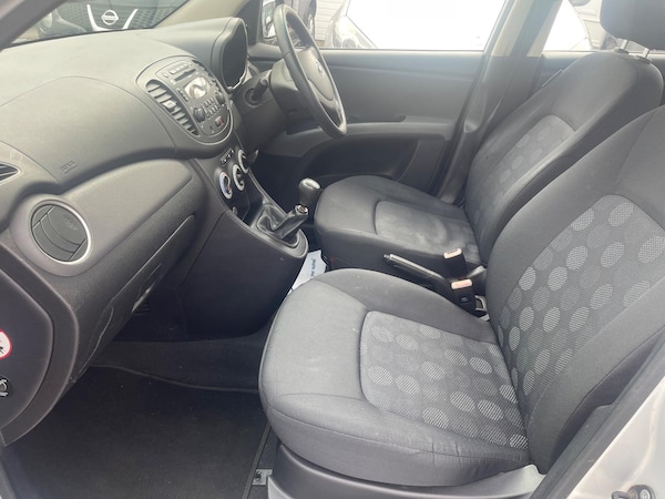 Used Hyundai i10 2010 for sale - 76175094: Photo 11