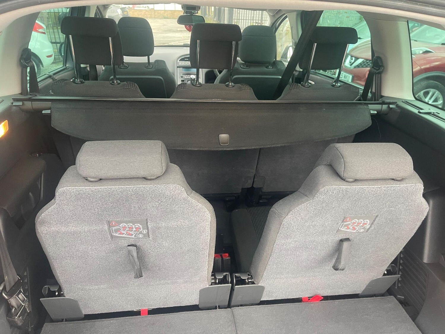 Used Peugeot 5008 2012 for sale - 75949863: Photo 14