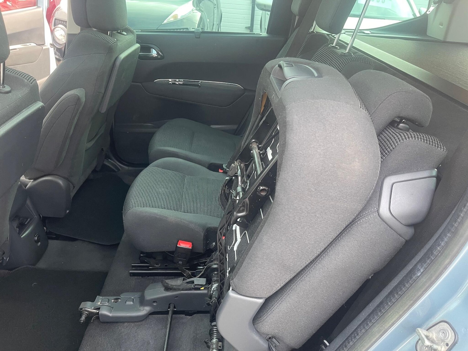 Used Peugeot 5008 2012 for sale - 75949863: Photo 15