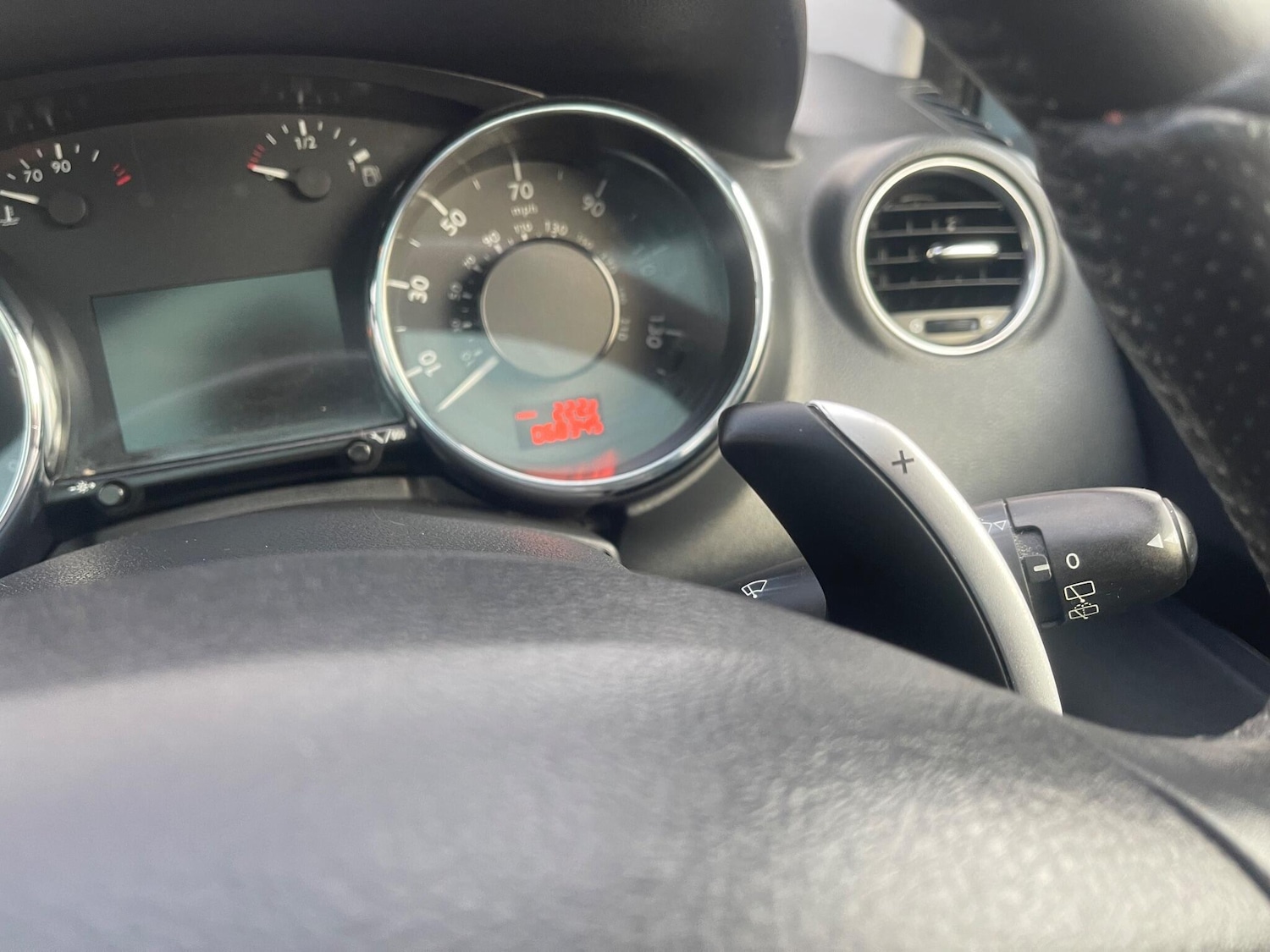 Used Peugeot 5008 2012 for sale - 75949863: Photo 23